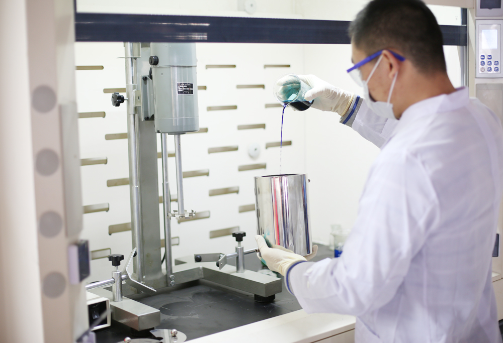 嚴(yán)格質(zhì)檢